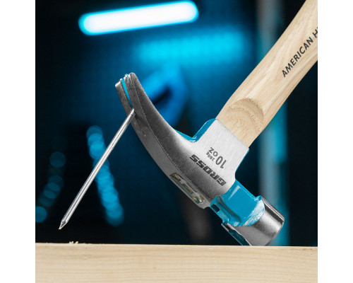 Молоток-гвоздодер, 280 г, угол 75, магнит, обрезиненная рукоятка American hickory GROSS
