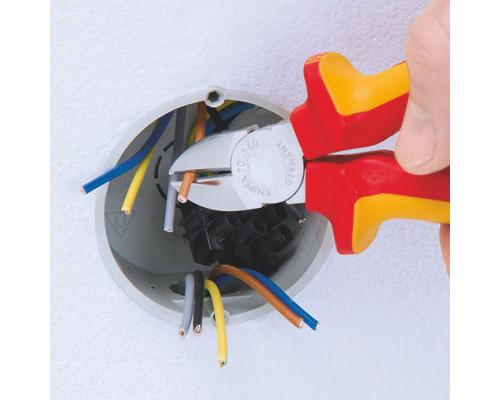 Бокорезы, 180 мм, хром, 2-комп ручки, проушина для страховки (KN-7005180T)