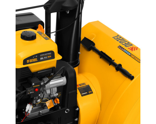 Бензиновая снегоуборочная машина SBL 711D PRO, 302cc, эл.старт, фара, обогрев, блок. дифф. Denzel (97655)