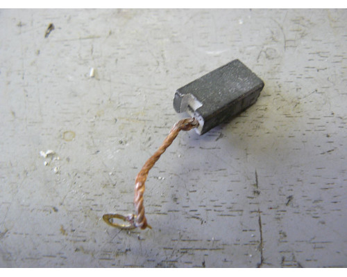 Щетка графитовая (U503-140-040-W)