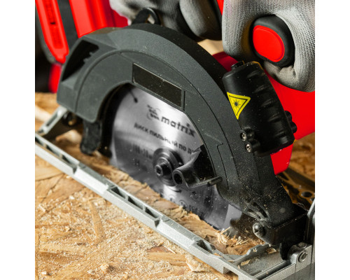 Пильный диск по дереву, 160 х 20 мм, 24 зуба, кольцо 16/20 Matrix Professional (73211)
