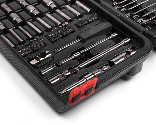 Набор автомеханика универсальный №1 (210 предметов) HORTZ