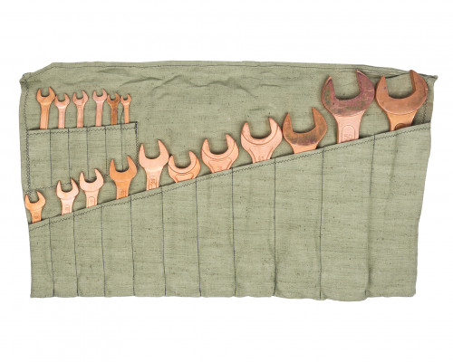 Набор инструмента (33 предмета) омеднение